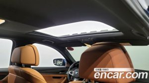 BMW 5-Series 520i M Sport 2021 года из Южной Кореи