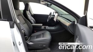 Tesla Model Y Standard RANGE 2021 года из Южной Кореи