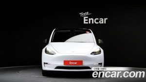 Tesla Model Y Performance 2021 года из Южной Кореи