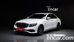 Mercedes-Benz E-Class E300e 4MATIC Exclusive 2020 года из Южной Кореи