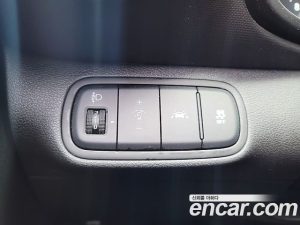 Hyundai Venue 1.6 Modern 2020 года из Южной Кореи