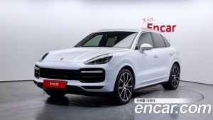 Porsche Cayenne 4.0 Turbo 2021 года из Южной Кореи