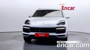 Porsche Cayenne 4.0 Turbo 2021 года из Южной Кореи