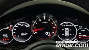 Porsche Cayenne 4.0 Turbo 2021 года из Южной Кореи