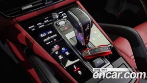 Porsche Cayenne 4.0 Turbo 2021 года из Южной Кореи