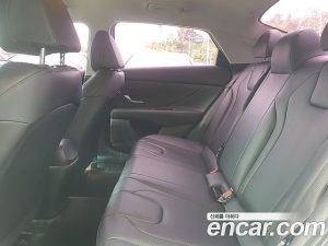 Hyundai AVANTE 1.6 2021 года из Южной Кореи