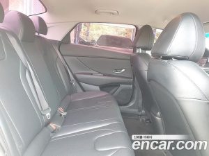 Hyundai AVANTE 1.6 2021 года из Южной Кореи