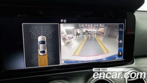 Mercedes-Benz E-Class E220d Avantgarde 2020 года из Южной Кореи