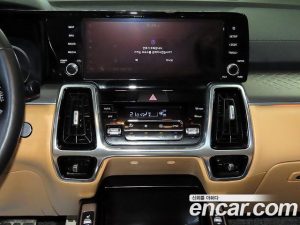 Kia Sorento HEV 1.6 2WD 2021 года из Южной Кореи