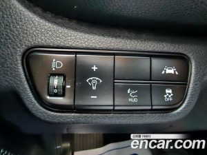 Kia Seltos Бензин 1.6 Turbo 2WD 2021 года из Южной Кореи