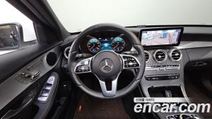 Mercedes-Benz C-Class C200 AMG Line 2021 года из Южной Кореи