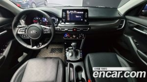 Kia Seltos Дизель 1.6 4WD 2020 года из Южной Кореи