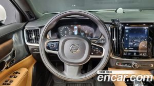 Volvo S90 B5 Inscription 2021 года из Южной Кореи