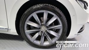 Volkswagen Arteon 2.0 TDI Prestige  4모션 2020 года из Южной Кореи