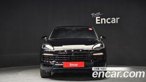Porsche Cayenne 3.0 E-하이브리드 Coupe 2020 года из Южной Кореи