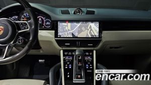 Porsche Cayenne 3.0 E-하이브리드 Coupe 2020 года из Южной Кореи