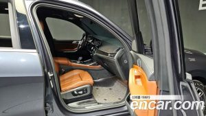 BMW X7 xDrive 30d M Sport 6인승 2020 года из Южной Кореи