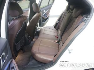 BMW 1-Series 118d M Sport 2021 года из Южной Кореи