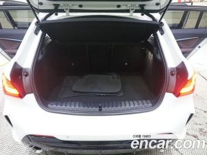 BMW 1-Series 118d M Sport 2021 года из Южной Кореи