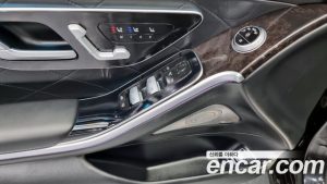 Mercedes-Benz S-Class S580L 4MATIC 2021 года из Южной Кореи