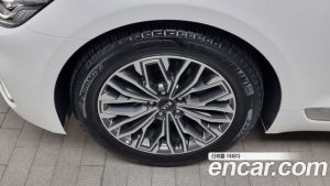 Kia K9 3.8 GDI 2021 года из Южной Кореи