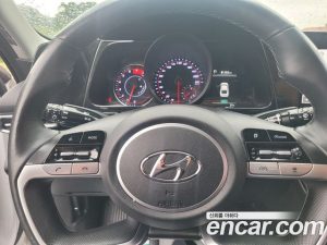 Hyundai AVANTE 1.6 2021 года из Южной Кореи