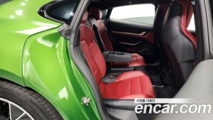 Porsche Taycan 4S 2021 года из Южной Кореи