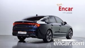 Kia K5 2.0 2020 года из Южной Кореи