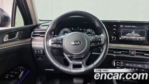 Kia K5 2.0 2020 года из Южной Кореи