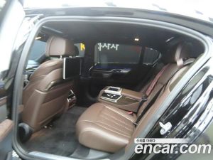 BMW 7-Series 745Le i퍼포먼스 Design Pure Excellence 2020 года из Южной Кореи