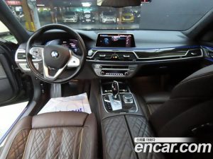 BMW 7-Series 745Le i퍼포먼스 Design Pure Excellence 2020 года из Южной Кореи