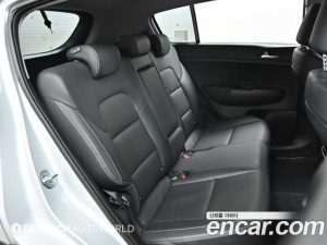 Kia Sportage Дизель 1.6 4WD 2022 года из Южной Кореи