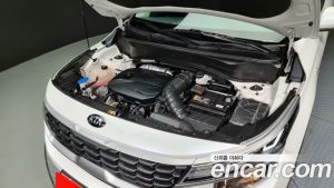 Kia Seltos Бензин 1.6 Turbo 2WD 2022 года из Южной Кореи