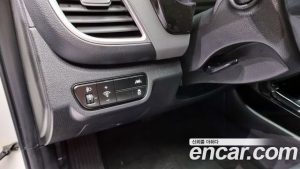 Kia Seltos Бензин 1.6 Turbo 2WD 2022 года из Южной Кореи