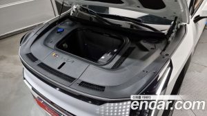Kia EV9 Earth 2024 года из Южной Кореи