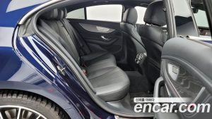 Mercedes-Benz CLS-Class CLS450 4MATIC AMG Line 2020 года из Южной Кореи