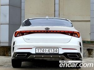 Kia K5 2.0 2020 года из Южной Кореи