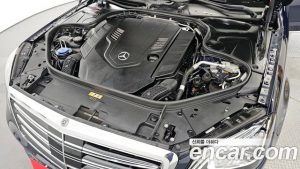 Mercedes-Benz S-Class S560L 4MATIC 2020 года из Южной Кореи