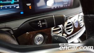Mercedes-Benz S-Class S560L 4MATIC 2020 года из Южной Кореи