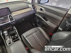 Kia Sorento Бензин 2.5T 2WD 2021 года из Южной Кореи