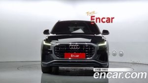 Audi Q8 45 TDI 4WD Premium 2021 года из Южной Кореи