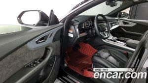 Audi Q8 45 TDI 4WD Premium 2021 года из Южной Кореи