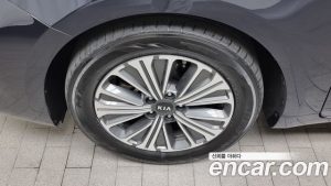 Kia K7 Signature 2020 года из Южной Кореи