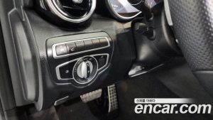Mercedes-Benz C-Class C200 Cabriolet 2020 года из Южной Кореи