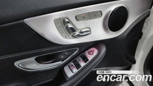 Mercedes-Benz C-Class C200 Cabriolet 2020 года из Южной Кореи