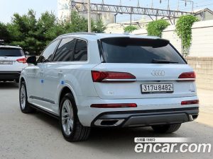 Audi Q7 45 TDI 4WD Premium 2020 года из Южной Кореи