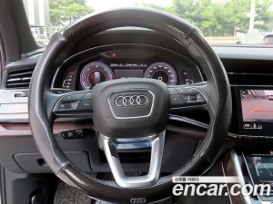Audi Q7 45 TDI 4WD Premium 2020 года из Южной Кореи