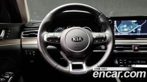 Kia K5 2.0 2020 года из Южной Кореи
