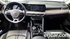 Kia K5 2.0 2020 года из Южной Кореи