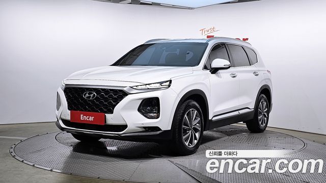 Hyundai Santafe Дизель 2.2 2WD 2020 года из Кореи